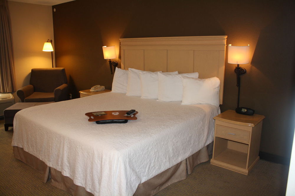 Jameson Inn Of The Golden Isles- Brunswick Habitación foto